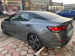 نیسان سێنترا